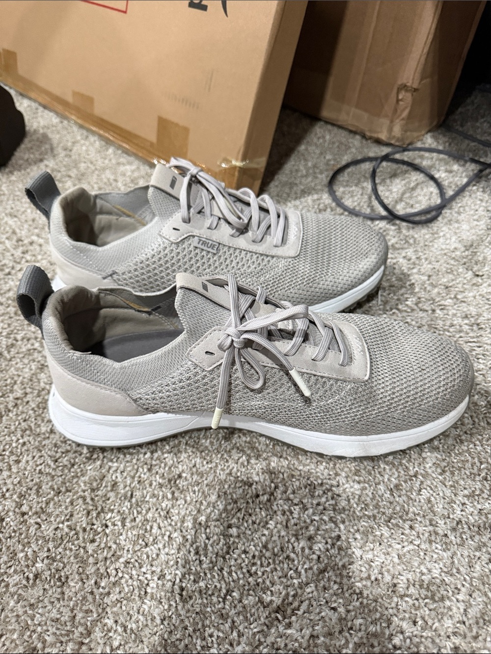 TRUE Knit Lace-Up Men's Sneakers in Light Gray